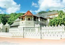 දළදා මාළිගාවක් හොරට හදනවා යැයි මහනායක හිමිවරුන්ගෙන් චෝදනා