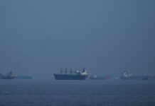 හෝර්මුස් සමුද්ර සන්ධිය ඇත්තටම විවෘතද?