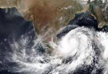 පහළ වායුගෝලීය කැළඹිලි ස්වභාවය අඩුපීඩන කලාපයක් දක්වා වර්ධනය වීමේ අවදානමක්