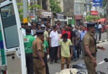 ගාල්ල බන්ධනාගාරය ඉදිරිපිට සිදුවූ රිය අනතුරකින් කාන්තාවක ජීවිතක්ෂයට!