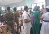 කෝවිල් උත්සවයකදී ගිනිකෙළි හා ලේසර් කිරණ වැදී 166ක් රෝහලේ